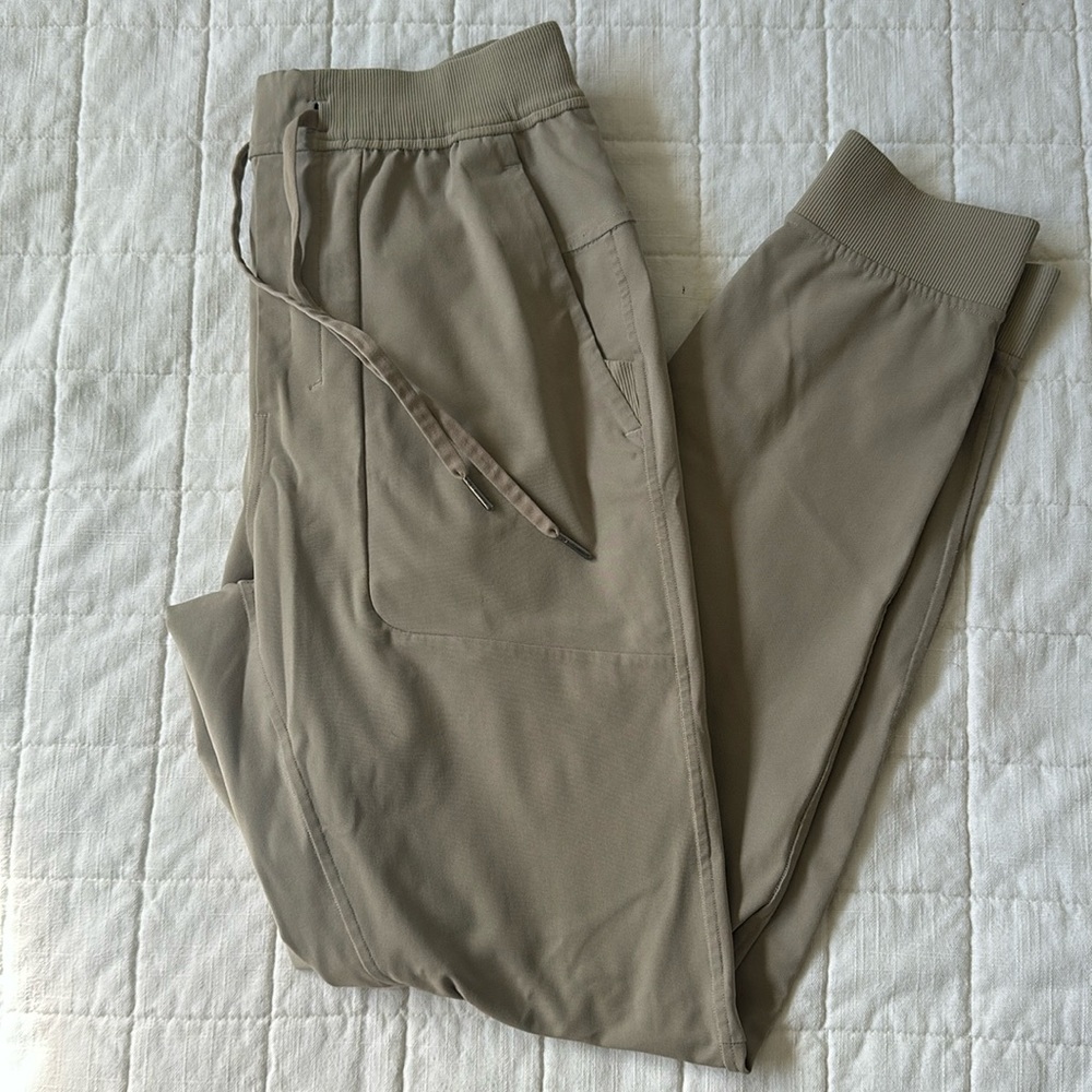 Beige lululemon joggers. Size S